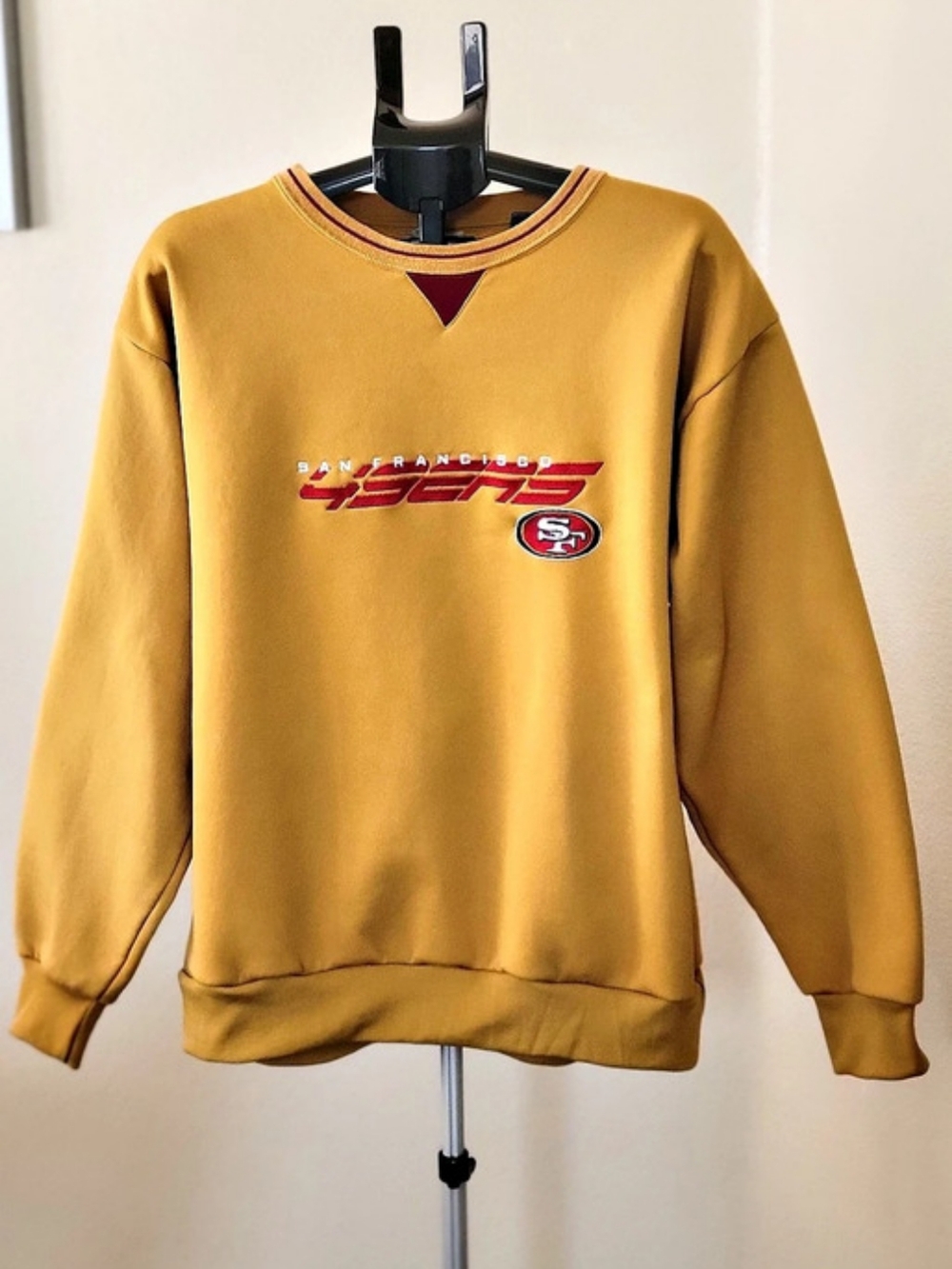 Vintage 90s Majestic San Francisco 49ers Sweatshirt Gold Heavyweight  Size Large